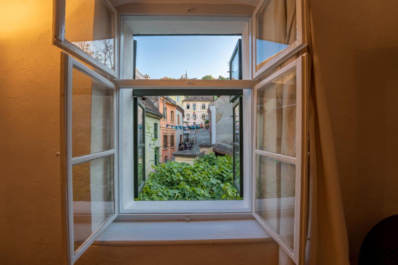 Casa Josef Bacon - La Strada - Aparthotel Sighisoara Luaran gambar